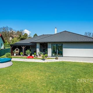 Prodej rodinného domu 226 m² Olbramovice Ves