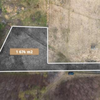 Prodej komerčního pozemku 1 674 m² Sedliště