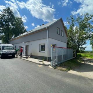 Pronájem rodinného domu 50 m² Neslovice