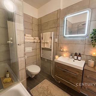 Pronájem bytu 2+kk 34 m² Strakonice I, Zvolenská