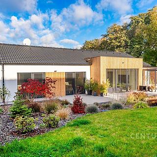 Prodej rodinného domu 158 m² Zlatá