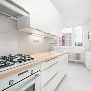Pronájem bytu 2+1 60 m² Plzeň