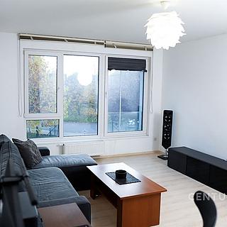 Pronájem bytu 2+kk 52 m² Praha