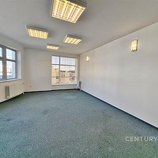 Pronájem kanceláře 30 m² Rosice, Komenského náměstí
