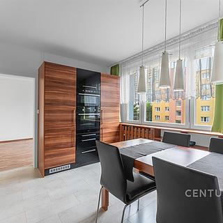 Pronájem bytu 3+1 79 m² Praha