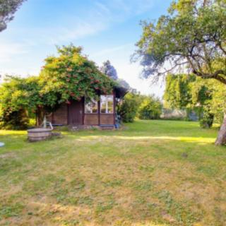 Prodej stavební parcely 702 m² Nový Vestec