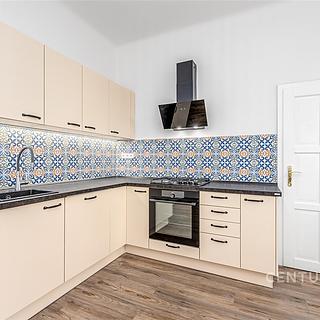 Pronájem bytu 3+1 90 m² Praha Střešovice, Na Petynce