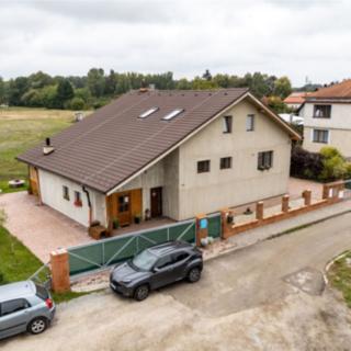 Prodej rodinného domu 225 m² Lužnice
