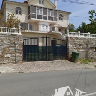 Prodej rodinného domu, 442m²