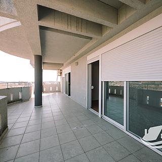 Prodej bytu 2+kk, 76m²