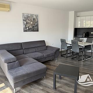 Prodej bytu 2+kk, 67m&sup2;