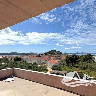 Prodej rodinného domu, 230m²