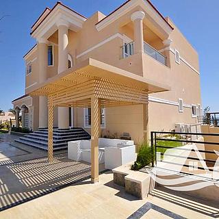 Prodej rodinného domu, 600m&sup2;