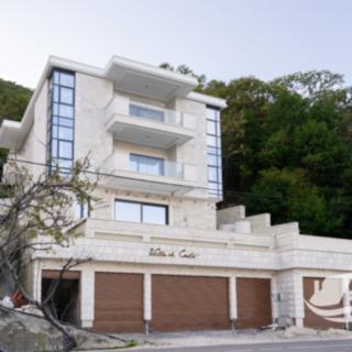 Prodej rodinného domu, 500m²