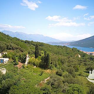 Prodej rodinného domu, 320m²