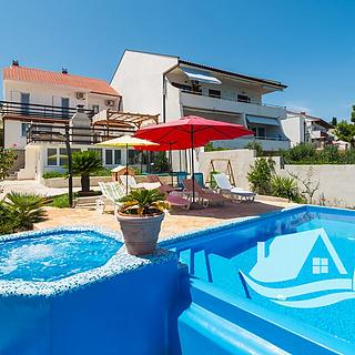 Prodej rodinného domu, 260m&sup2;