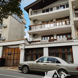 Prodej rodinného domu, 520m²