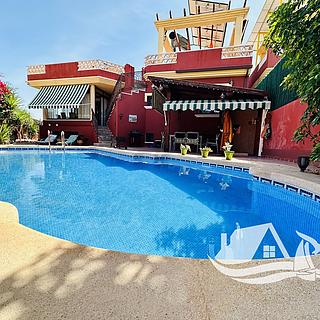 Prodej rodinného domu, 200m&sup2;