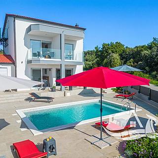 Prodej rodinného domu, 260m&sup2;