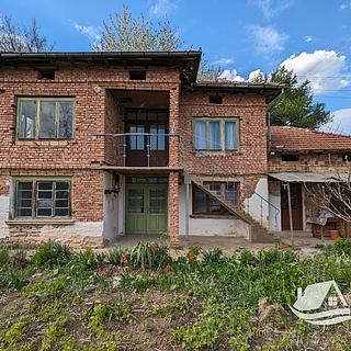 Prodej rodinného domu, 140m²