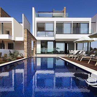 Prodej rodinného domu, 159m²