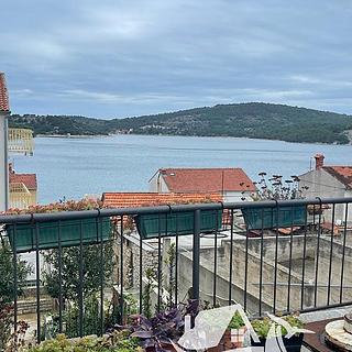 Prodej rodinného domu, 383m²