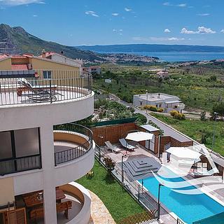 Prodej rodinného domu, 290m²