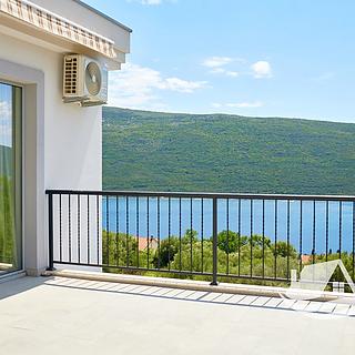 Prodej rodinného domu, 320m&sup2;