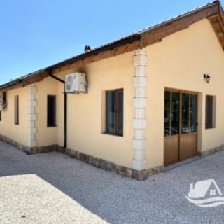 Prodej rodinného domu, 159m²