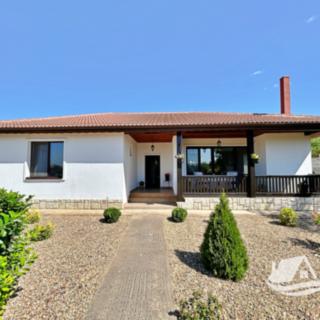 Prodej rodinného domu, 160m²