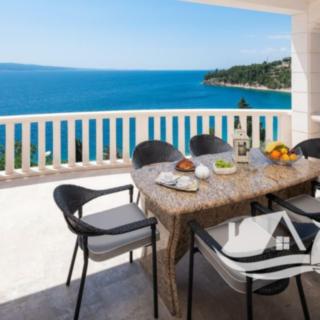Prodej rodinného domu, 309m²