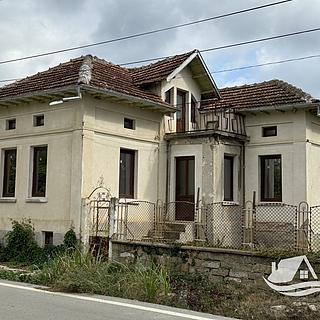 Prodej rodinného domu, 105m²