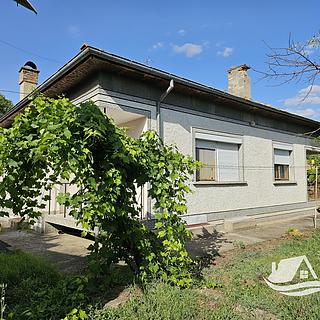 Prodej rodinného domu, 170m²