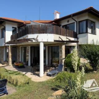 Prodej rodinného domu, 225m²