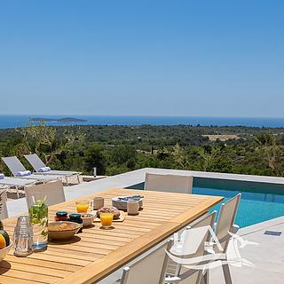 Prodej rodinného domu, 196m²