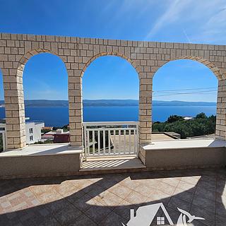 Prodej rodinného domu, 464m²