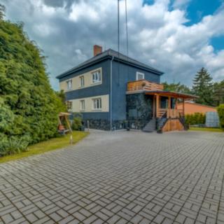 Prodej rodinného domu 200 m² Hrádek
