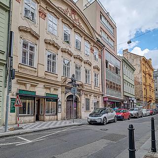 Pronájem bytu 2+1 77 m² Praha Nové Město, Palackého