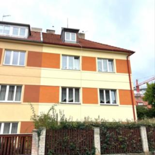 Pronájem bytu 3+1 70 m² Praha