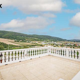 Prodej rodinného domu 228 m² Králův Dvůr, Nad Máchovnou