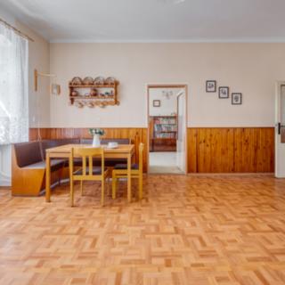 Prodej rodinného domu 200 m² Kozárovice