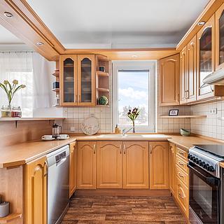 Prodej bytu 3+kk 71 m² Český Brod, Tuchorazská