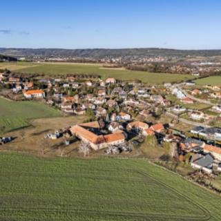 Prodej stavební parcely 2230 m² Zahořany