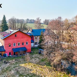 Prodej rodinného domu 440 m² Bednáreček