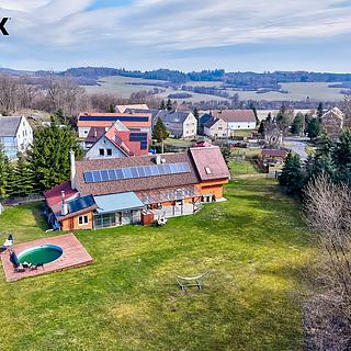 Prodej rodinného domu 288 m² Verušičky Vahaneč