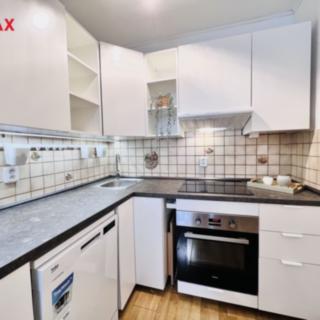 Pronájem bytu 2+kk 44 m² Praha