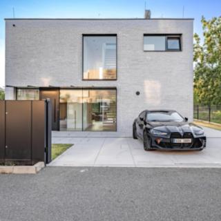 Prodej rodinného domu 177 m² Praha