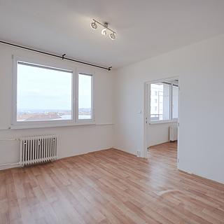 Pronájem bytu 1+kk a garsoniéry 30 m² Roudnice nad Labem, Alej 17. listopadu