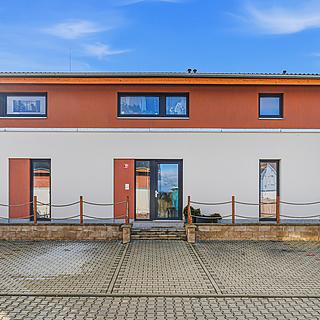 Prodej bytu 3+kk 76 m² Svinaře, Na Pastvinách