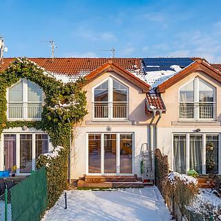 Prodej rodinného domu 88 m² Bašť, Brandýská